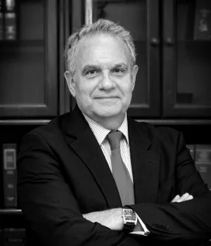 Roy H. Mossi 변호사