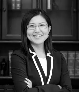 Stacey Chung 변호사